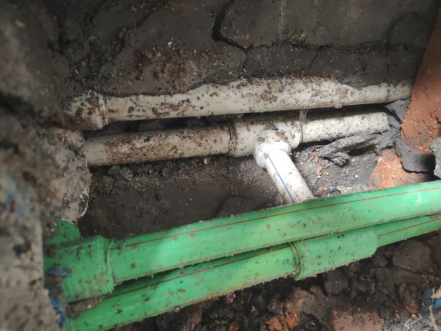 信宜市消防水管漏水检测维修.客厅漏水检测维修